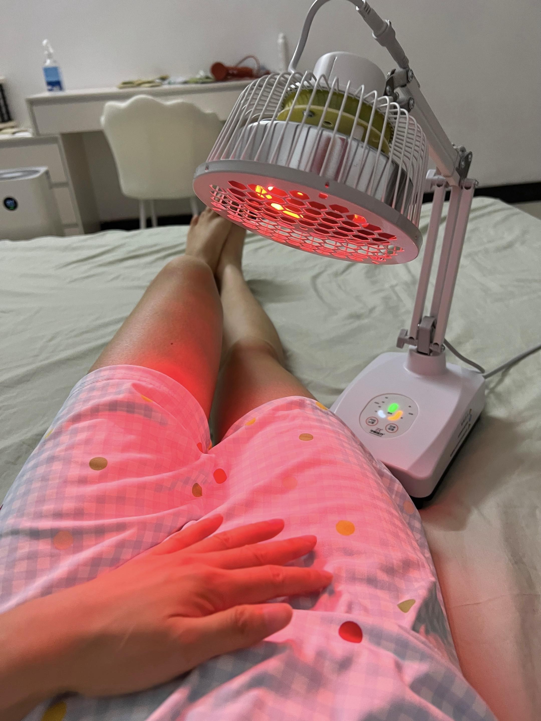 听我的！宫寒痛经的，有盆腔炎的，备孕的都去烤这个烤灯，坚持烤一段时间...