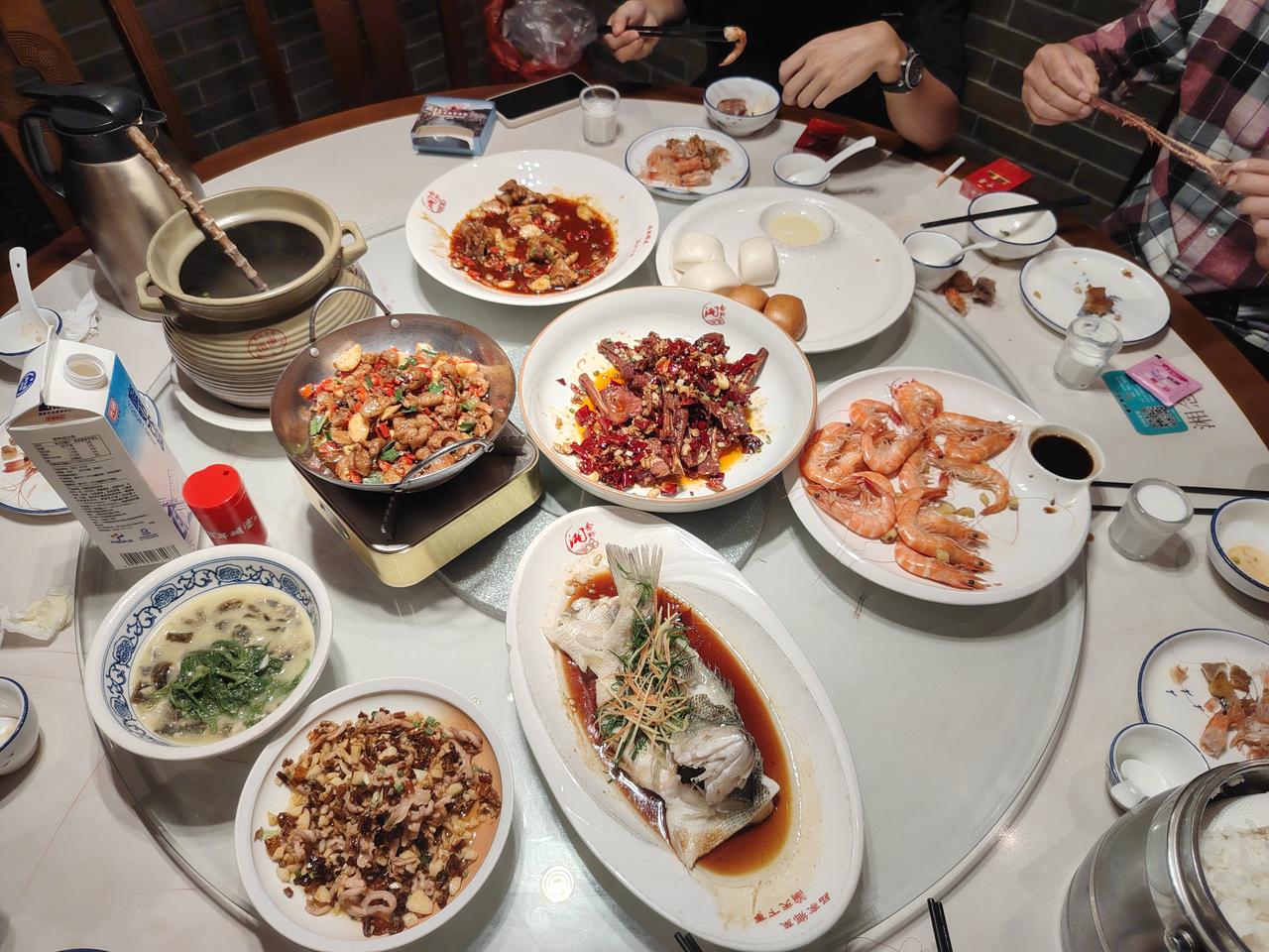 晒图笔记大赛 “丰盛的火锅盛宴，满足味蕾的每一刻！”🔥🍲🍜