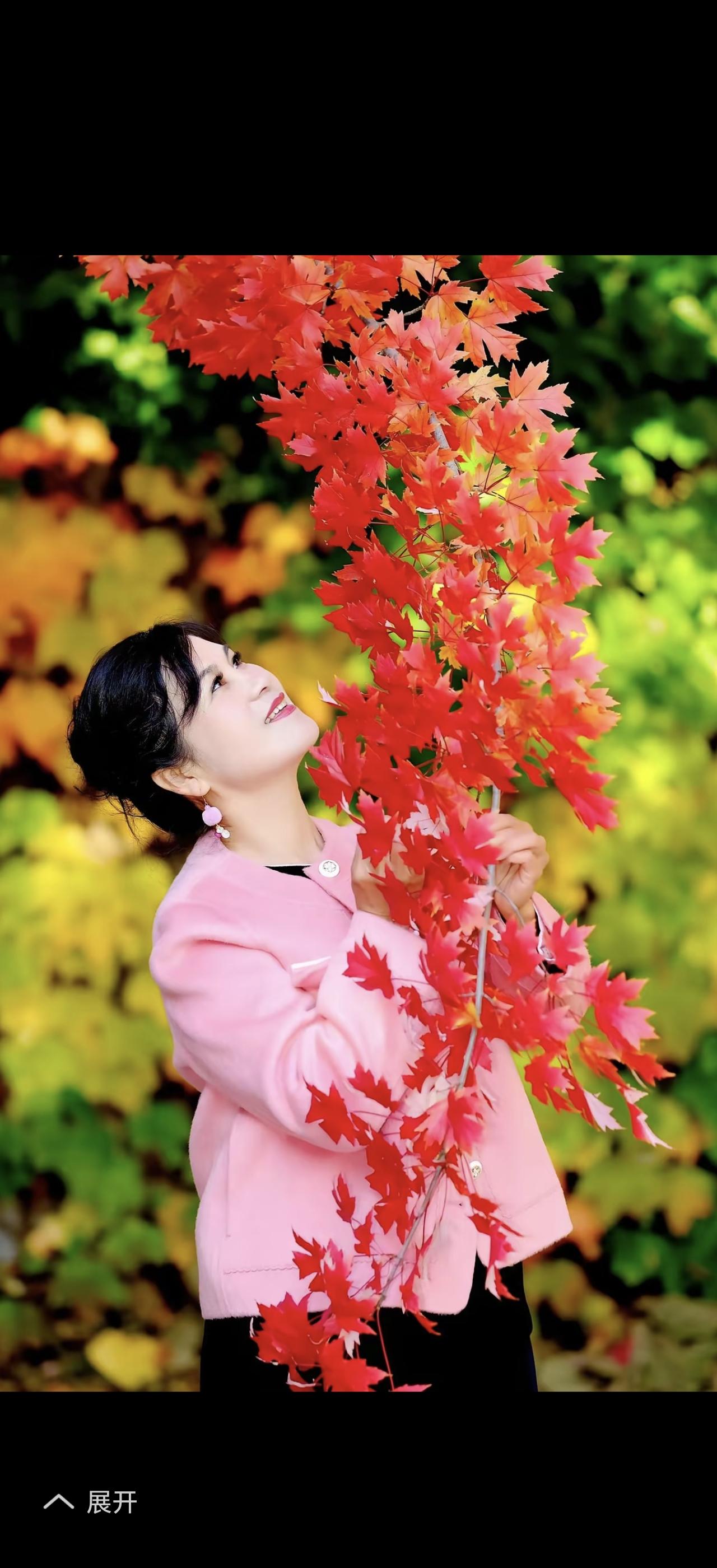 残荷红叶一样美