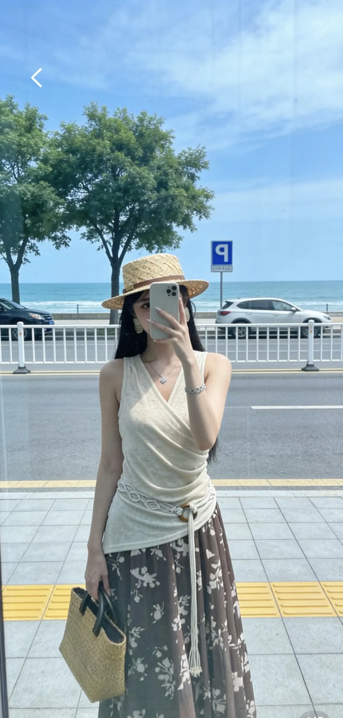 手机有电，余额有钱，才是安全感，至于有没有人爱，已经不重要了。