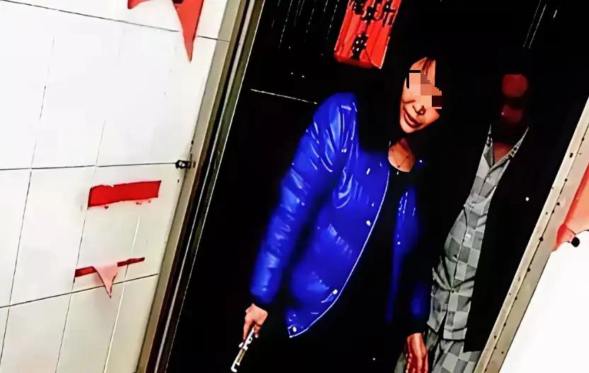 2021年，一房东以各种理由不退租客押金，租客不吵不闹，默默买了300多个鸡蛋，