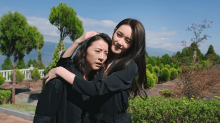 蒋依依借力NPC整治渣男渣女蒋依依这段看得人极度舒适  蒋依依的角色太有智慧，借