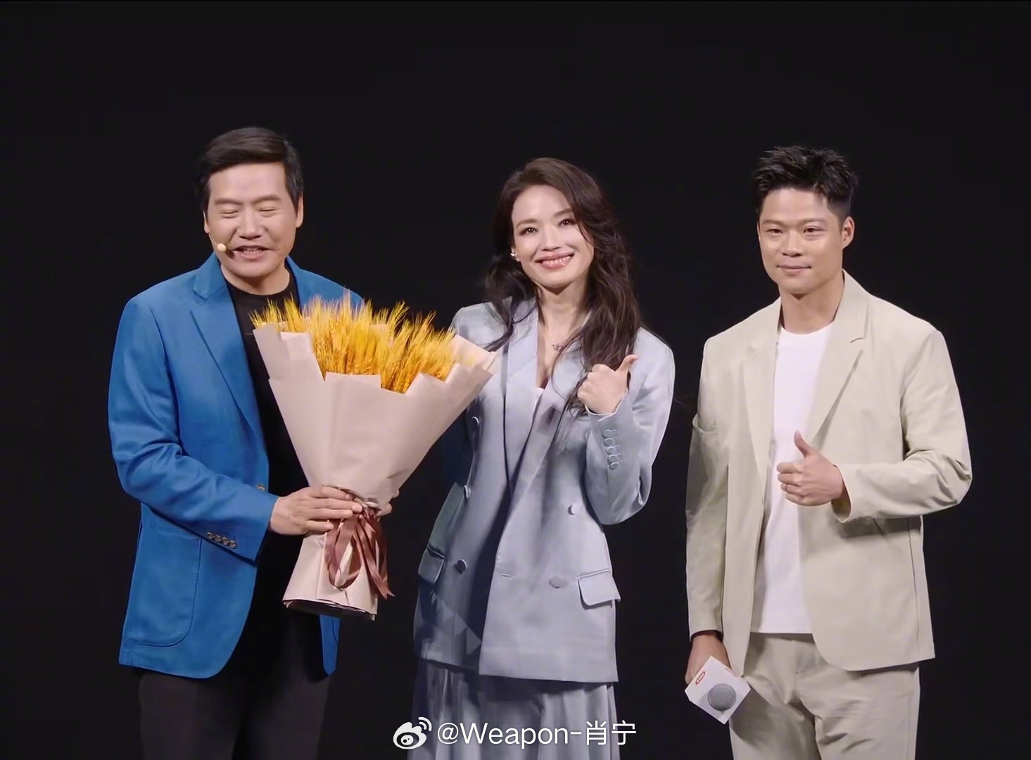 新一代su7 这次小米请来了舒淇和苏炳添代言新一代Su-7 