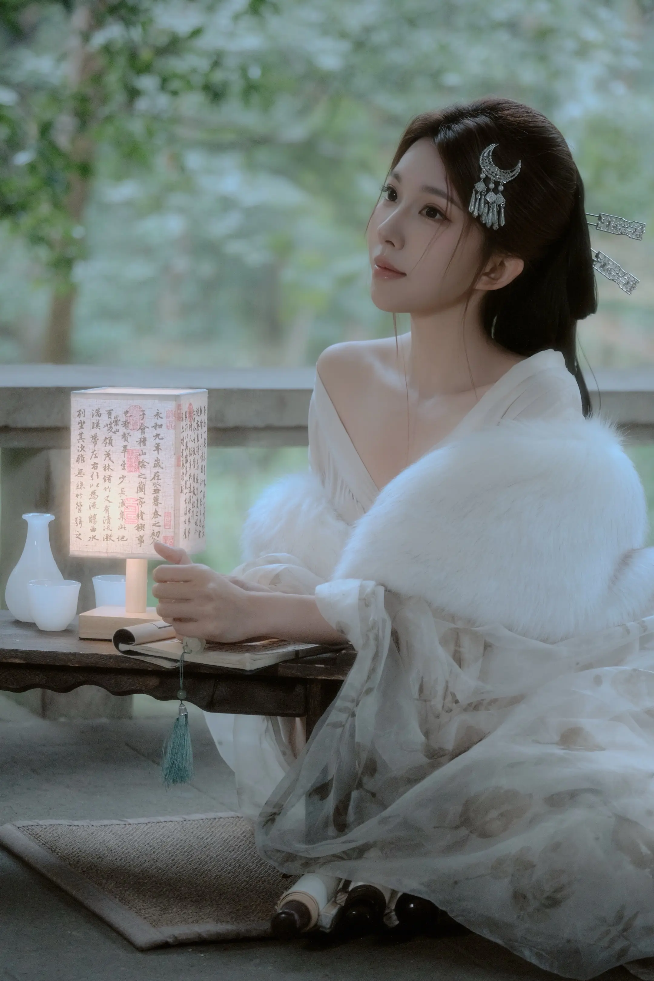 “何必一厢旧梦悠悠苦我心”