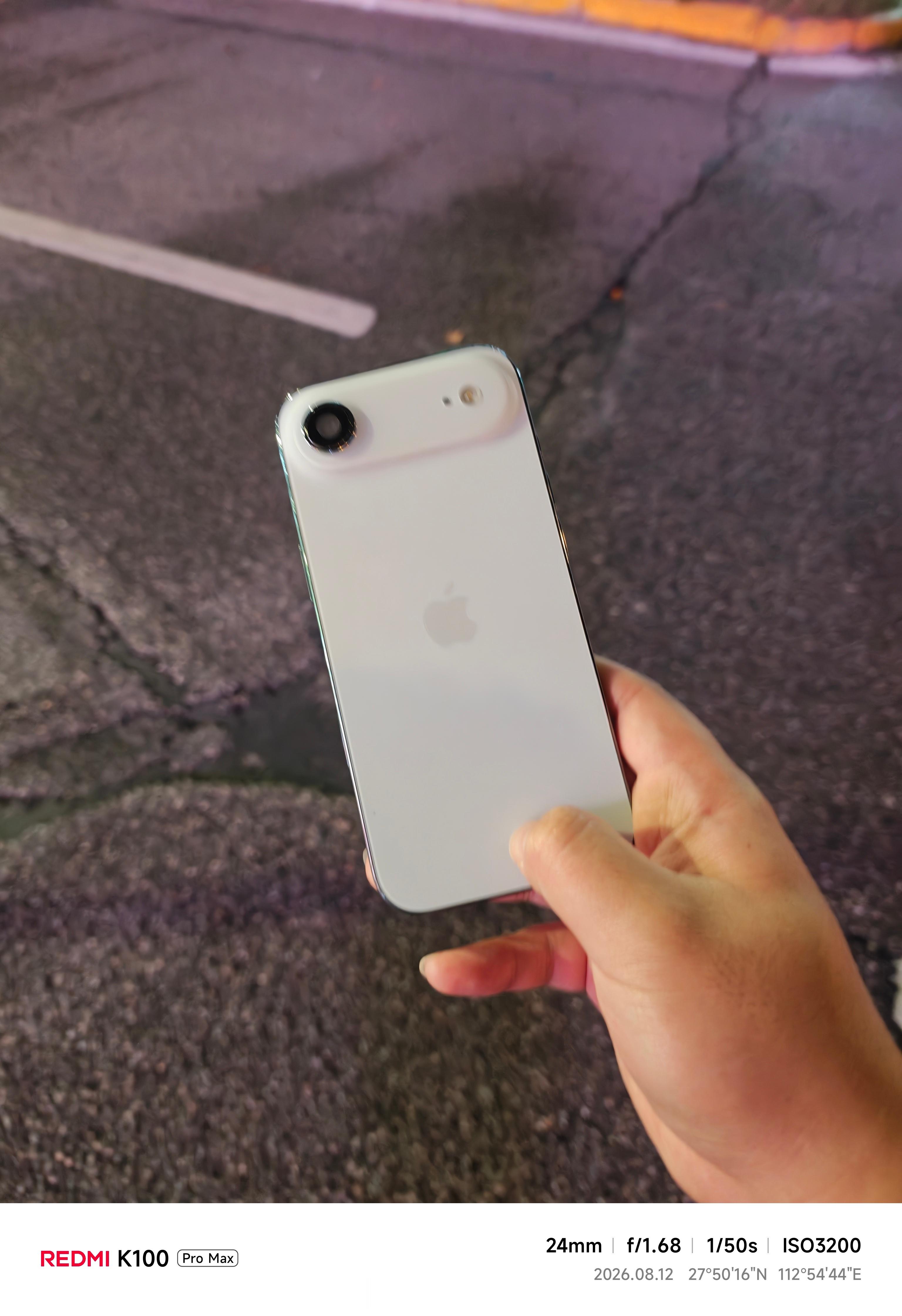 苹果这售后也是奇奇怪怪的iPhone Air进水送修100%一定要发票，没发票修