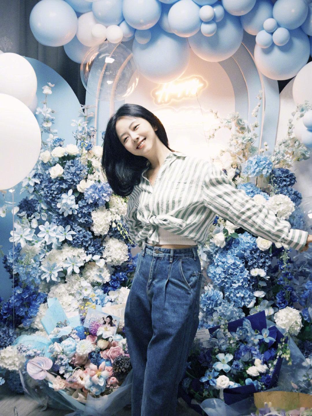 谭松韵 tsy谭松韵兰香如故 tsy谭松韵许兰香 “四川的蓝玫瑰肆意生长，我对她