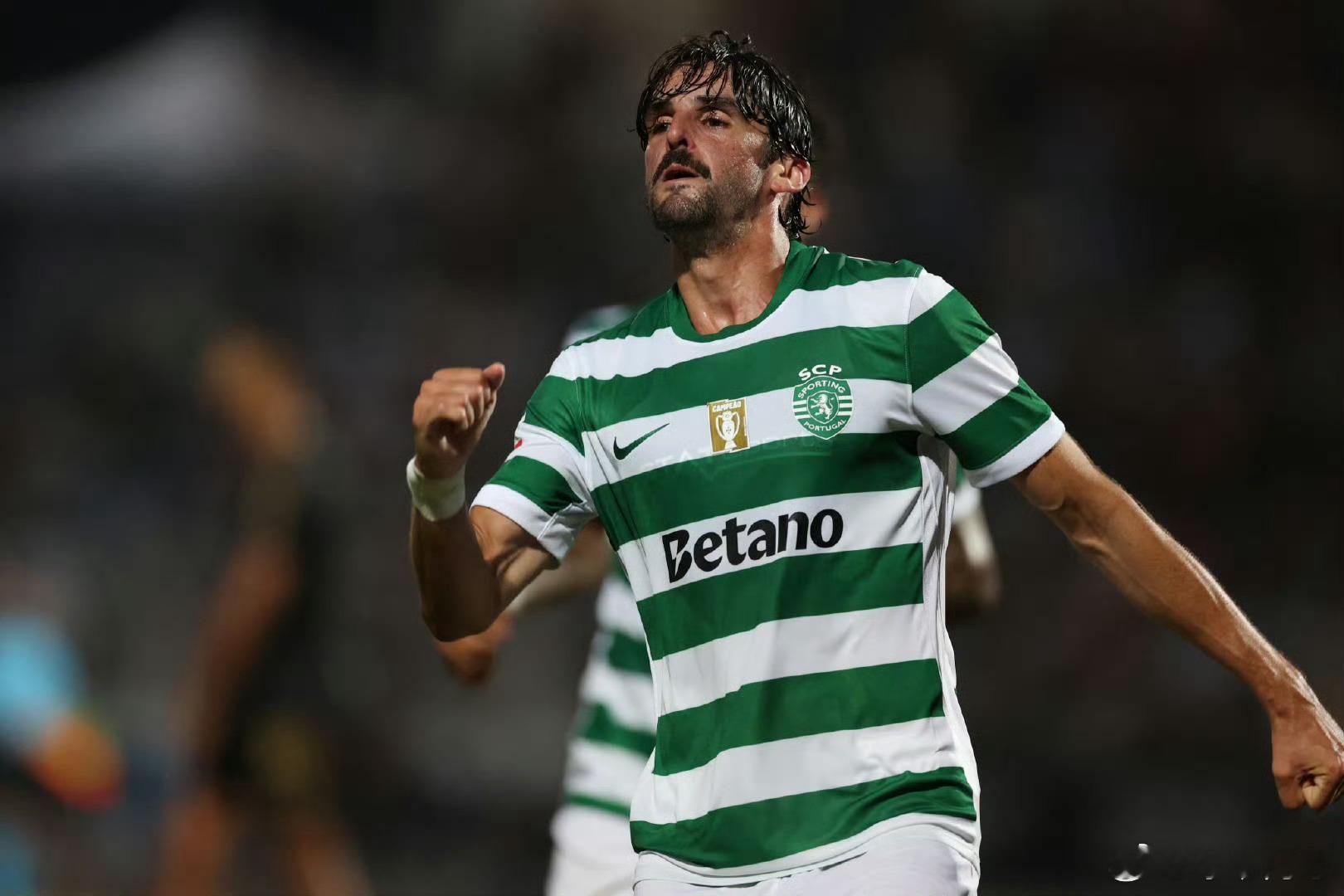 阿斯报：特林康好起来了，特林康翻开了巴塞罗那篇章。弗朗西斯科-特林康已经重回葡萄