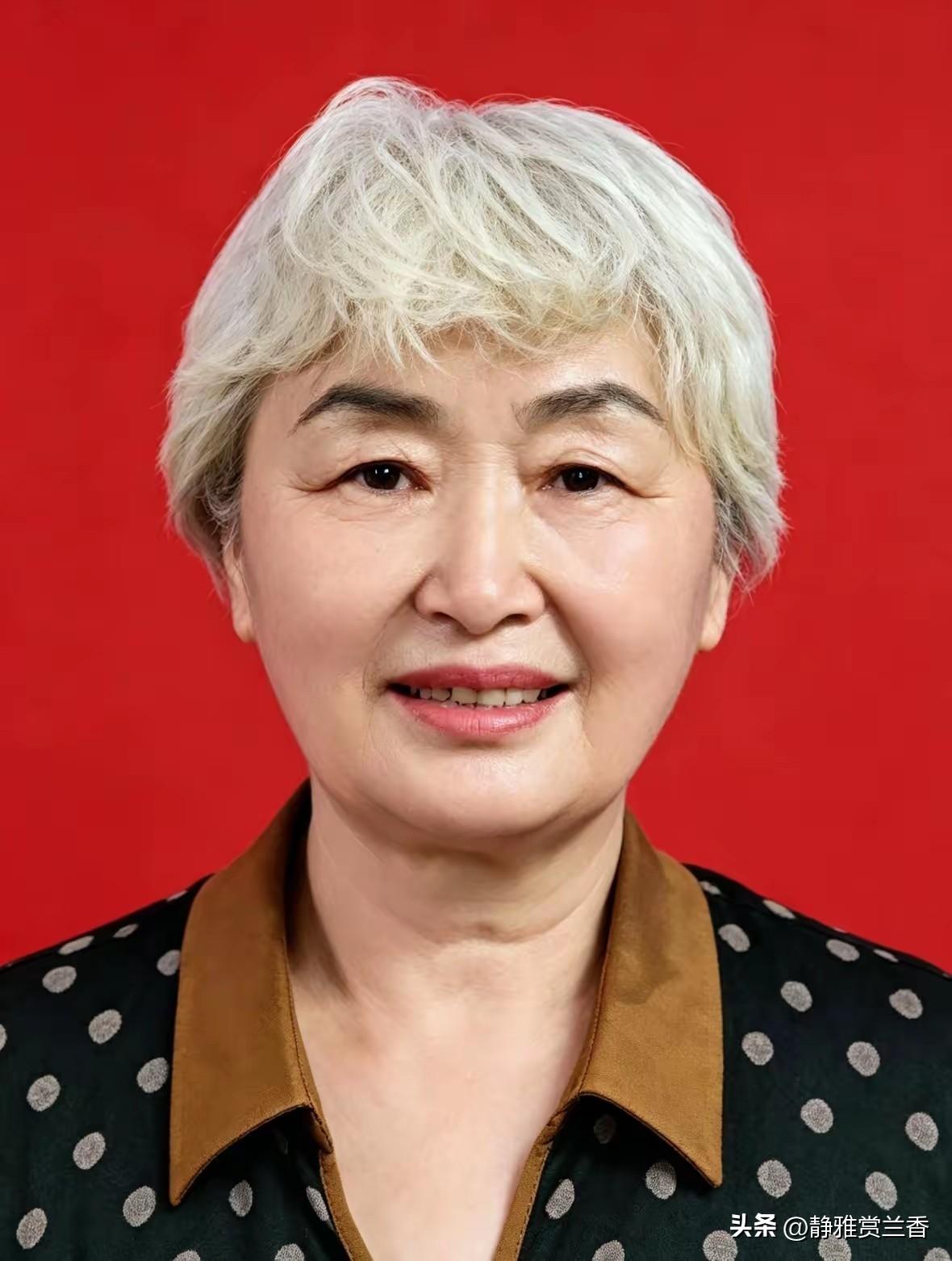 刘德芳，女，1956年8月生，汉族，安徽省淮北市濉溪县经济开发区玉兰路社区居民。
