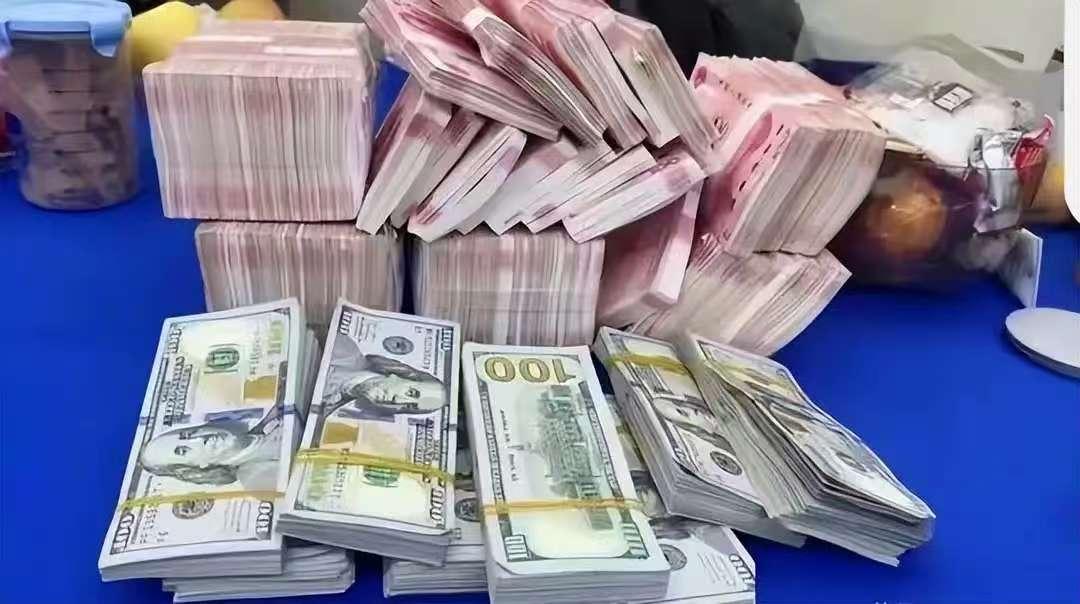 人民币刚破6.85，钱没多，但买进口奶粉省了几十块，油也便宜了。
不是大新闻，是