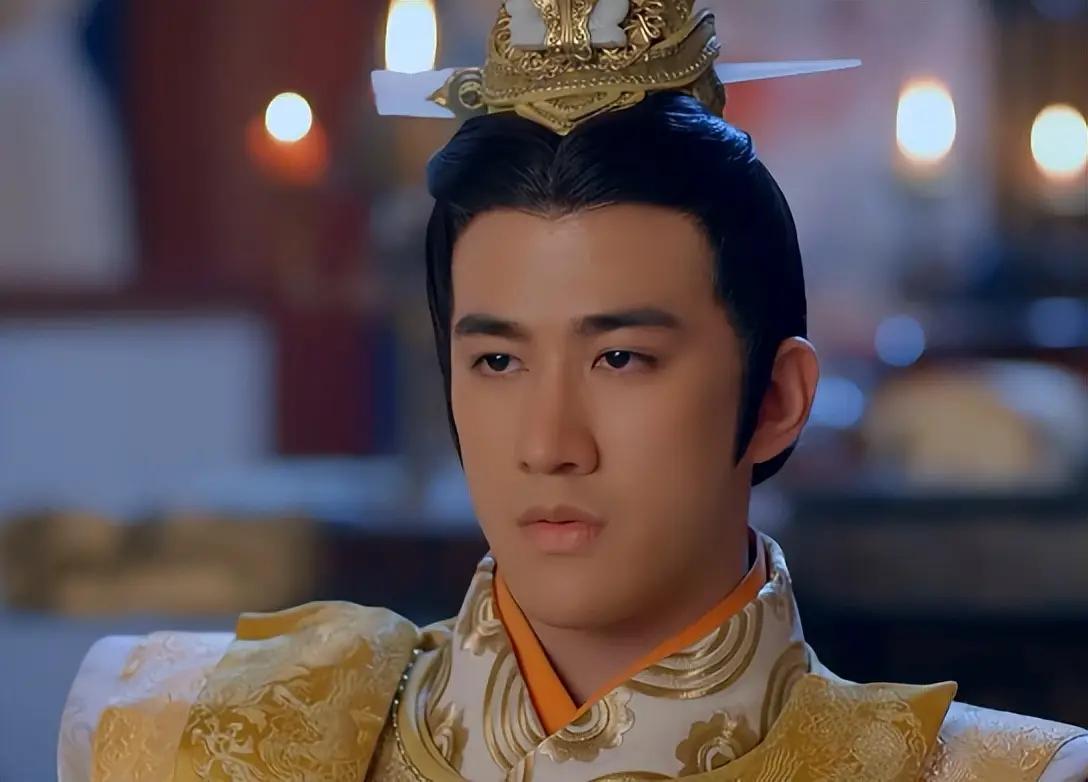 为什么说武则天与李治是真爱？

武则天生于624年，李治生于628年，武则天大李