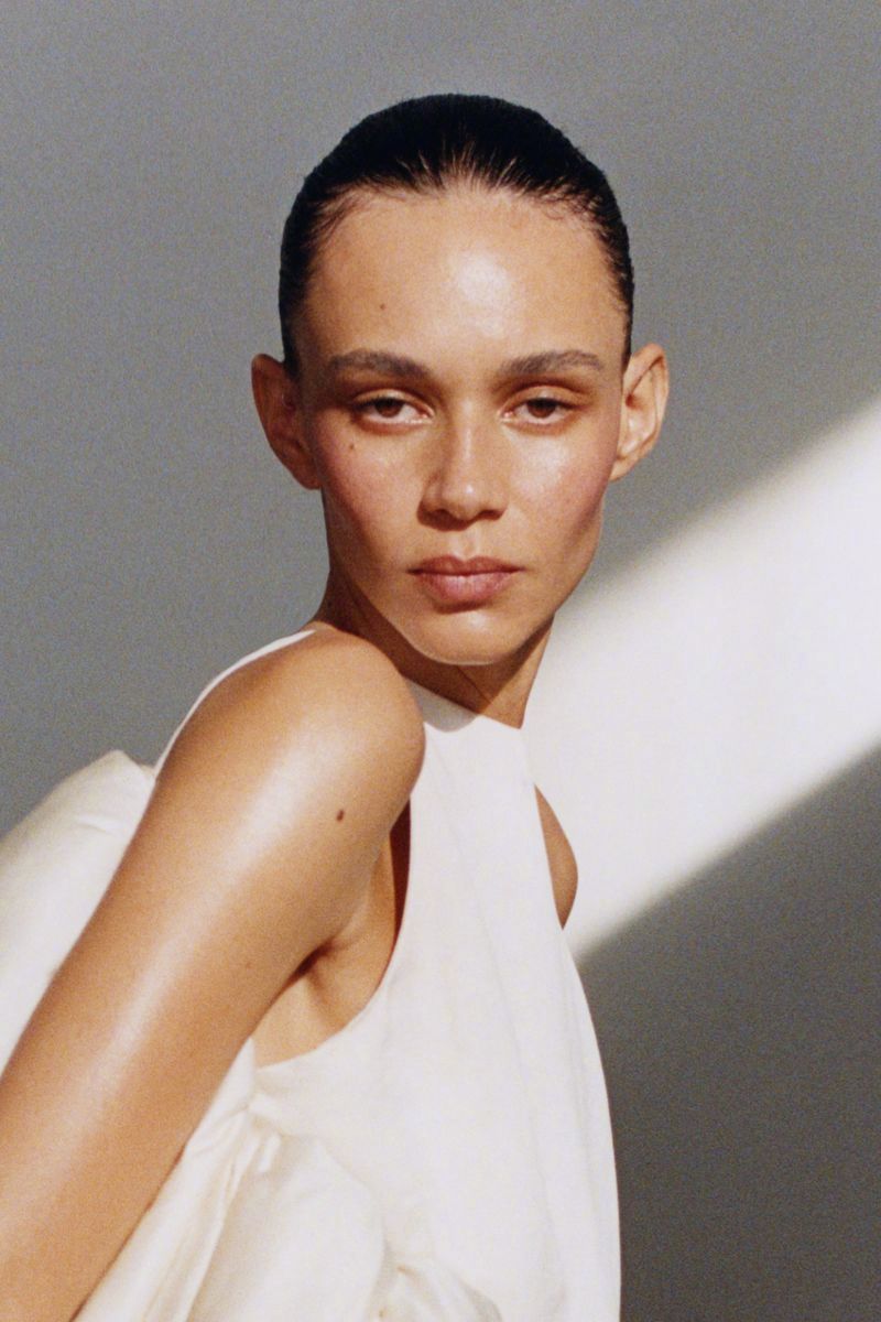 Holiday Magazine S/S 2026  超模Binx Walton