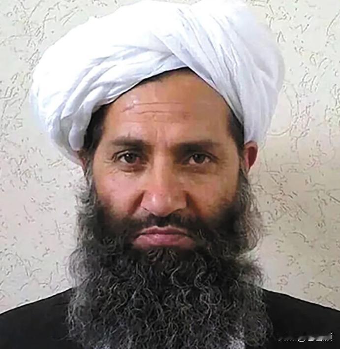 阿富汗刚感谢完中国，转头就发了一则声明，美国几十年没受过这样的气。
这次阿富汗是