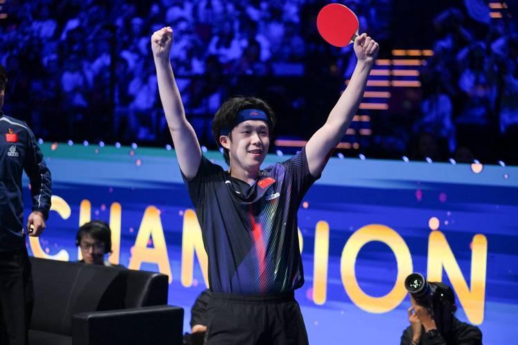 “确实太难了，还好我活到了最后！”王楚钦冠军后采访说的话太可爱了。他觉得他打的太