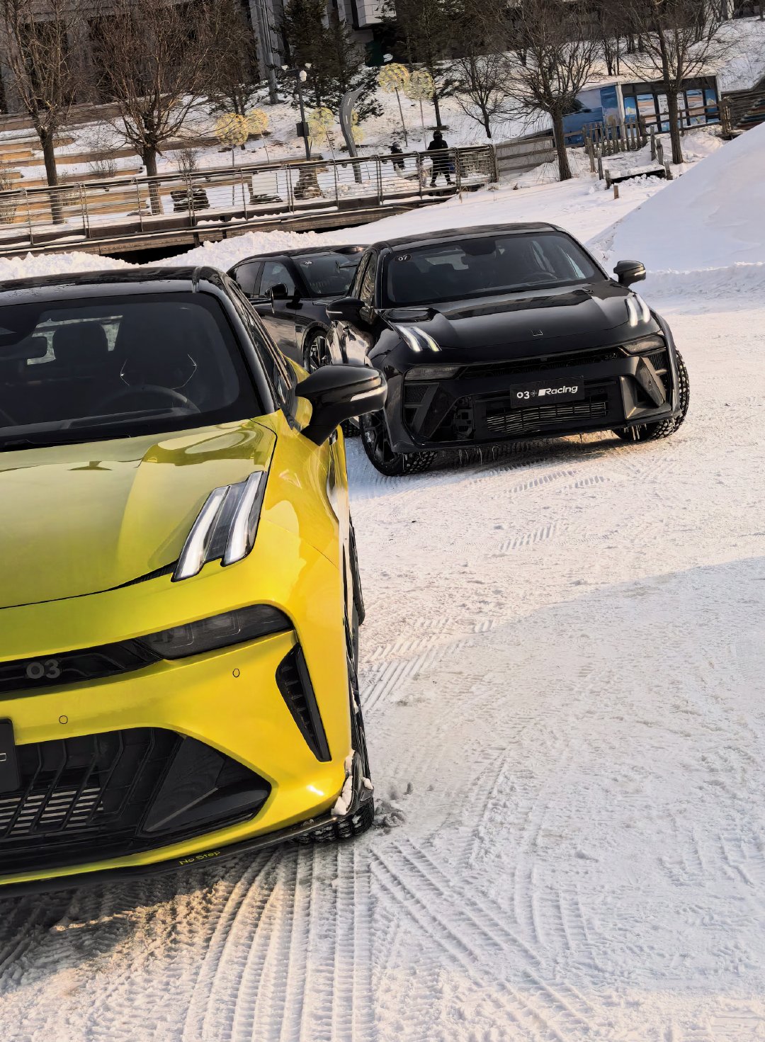 凌咧寒冬也难挡我驾驶的热爱03+是当代年轻人，难能可贵的燃油车大v聊车领克领克0