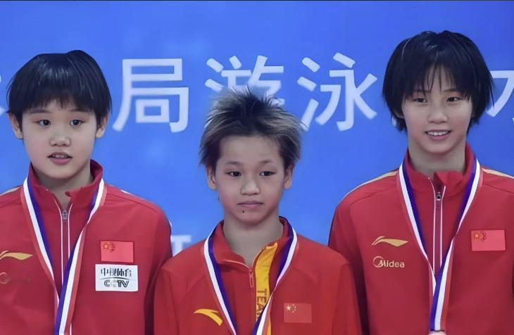 【今球讲】跳水三小只的时代，也给广大粉丝和评论者补了语文课。比如现在还有的话题词