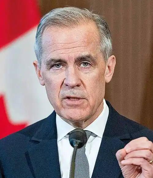 加拿大总理马克卡尼正式宣布，加拿大 70% 国防军费交给美国的时代结束了。美军费