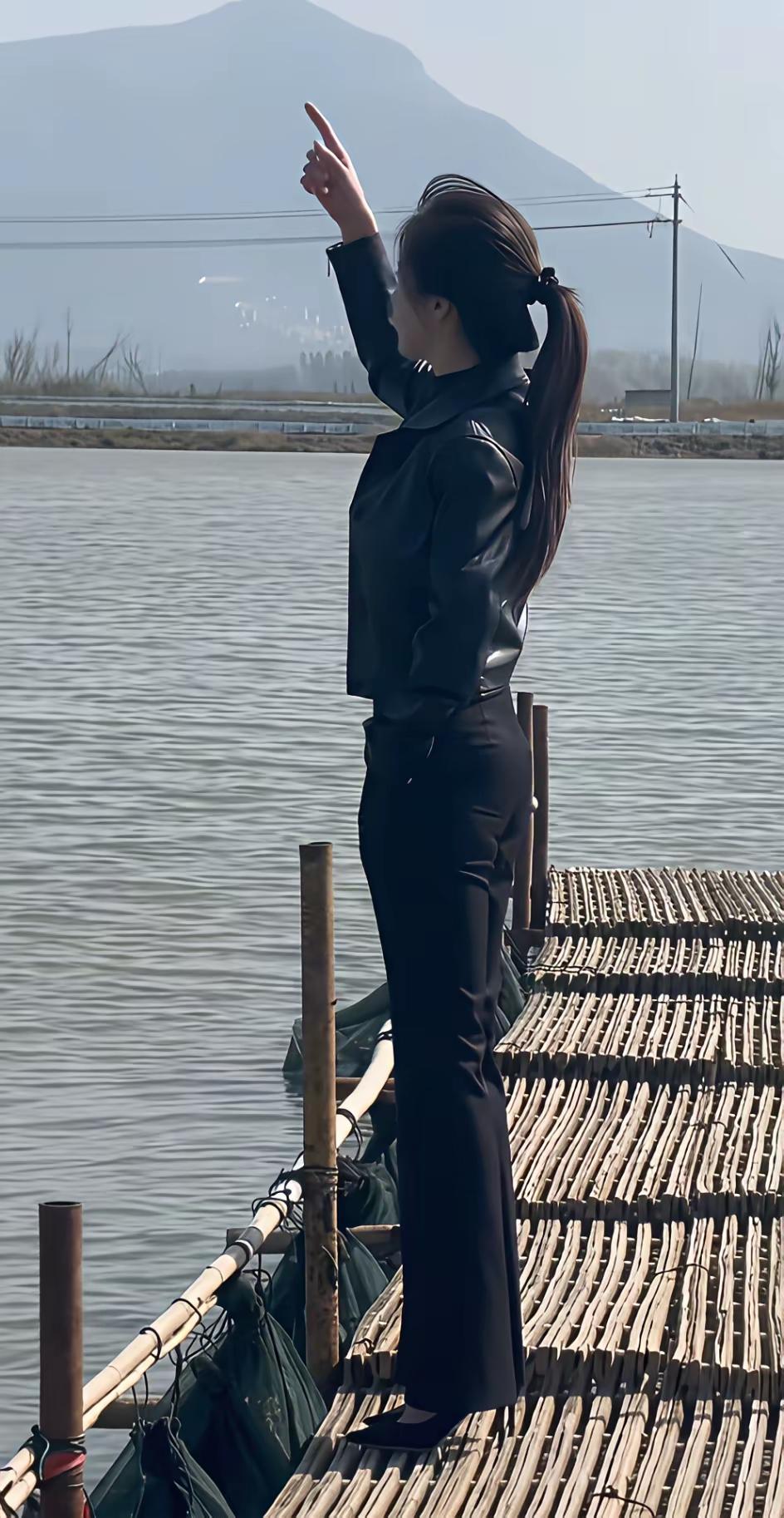 一个人的颜值重要还是才华重要
