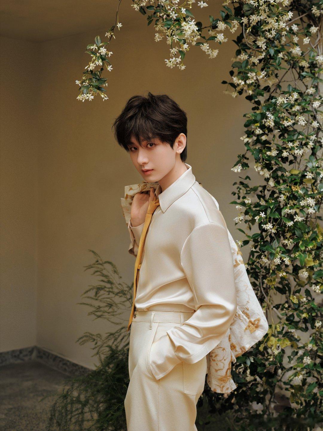 R成毅赴山海cy成毅你是人间星河，是我的满目柔情。成毅｜赴山海｜萧秋水｜李沉舟｜