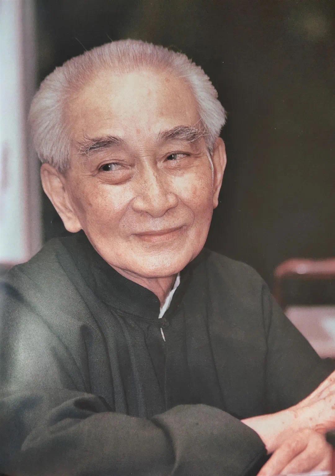 南怀瑾说：“世上有两种学问不要碰。一种是佛学，学佛的阿弥陀佛的学问，不要去碰，第