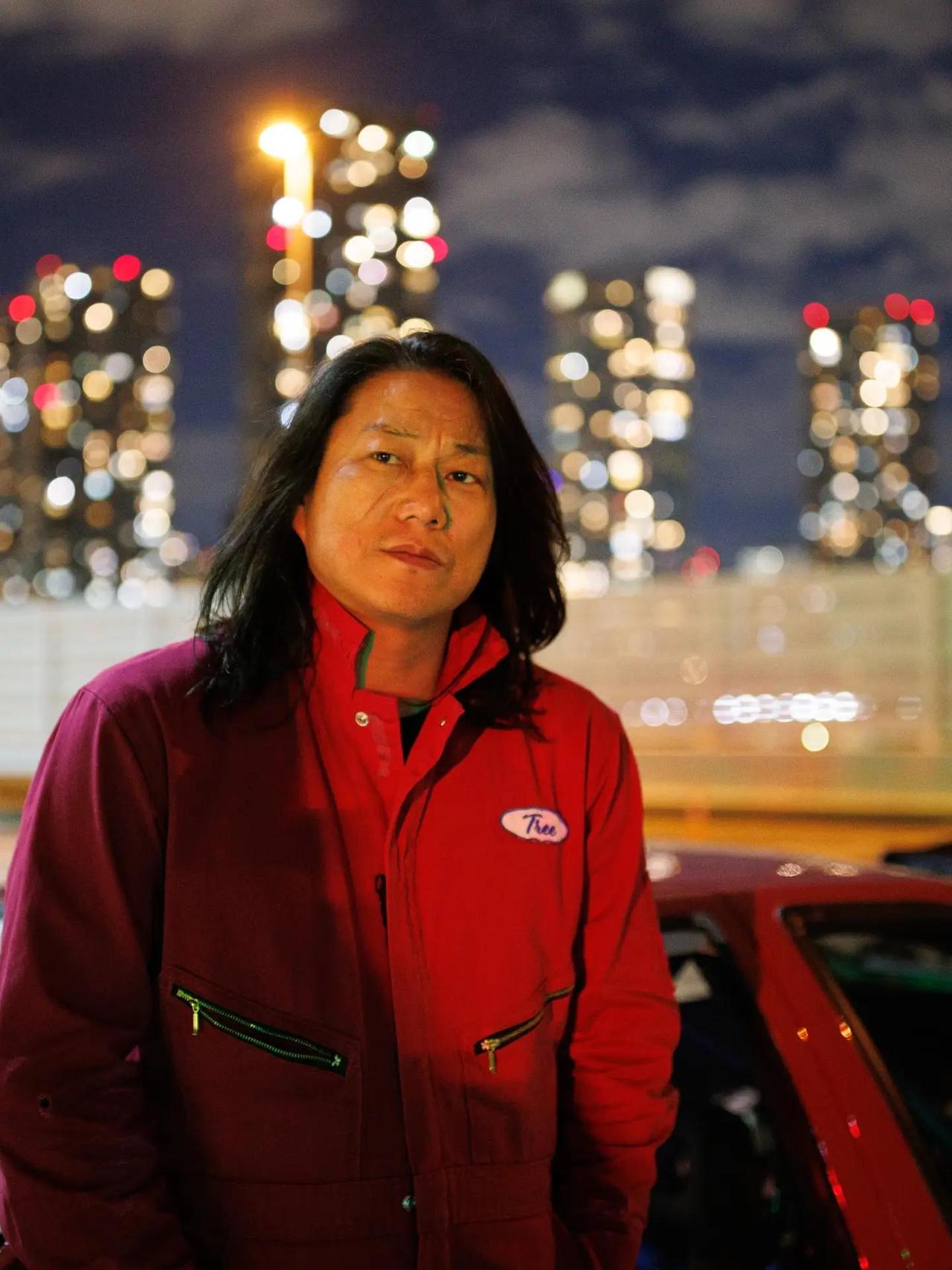 成康的新座驾太帅了，近日他带着新电影《Drifter》里的座驾“Lola”复刻版