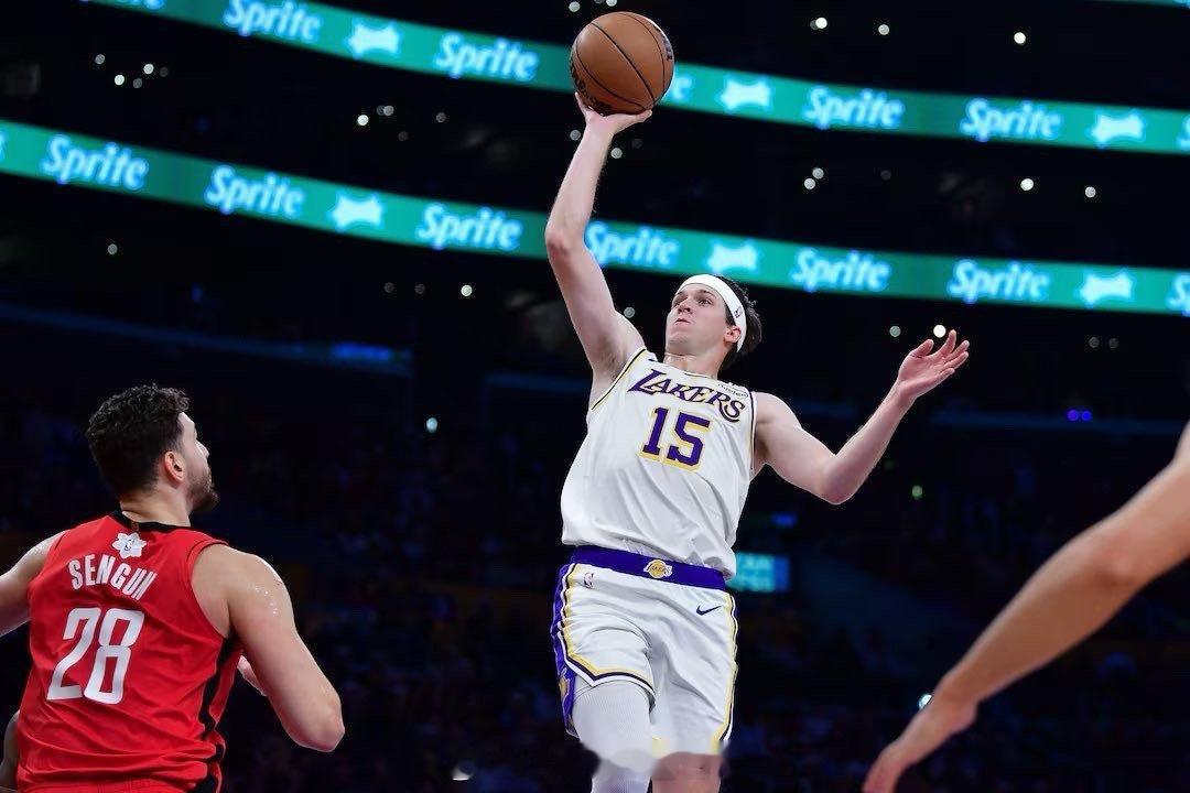 里弗斯明天升级为出战存疑湖人vs火箭休斯顿火箭