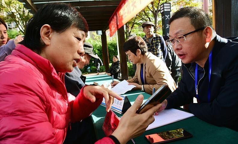 原拆原建业主一分不掏，还得国家管吃管住管更大房子？这哪是改造，分明是许愿池里扔硬