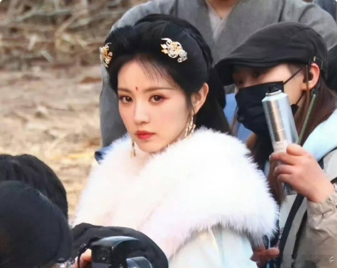 田曦薇 嫁金钗路透，绝美娆神 