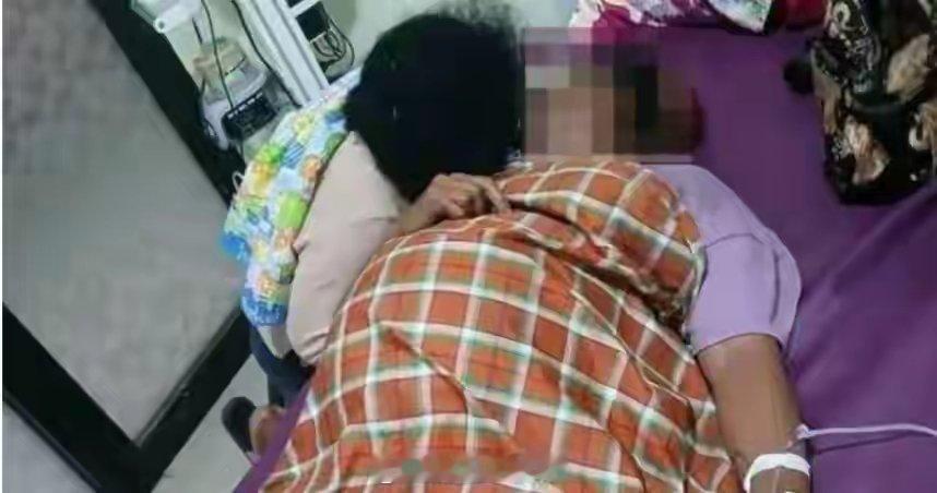 在印尼，私营医院比例要比国营医院多，收费也相对较高，对于一些贫困患者来说难以承受