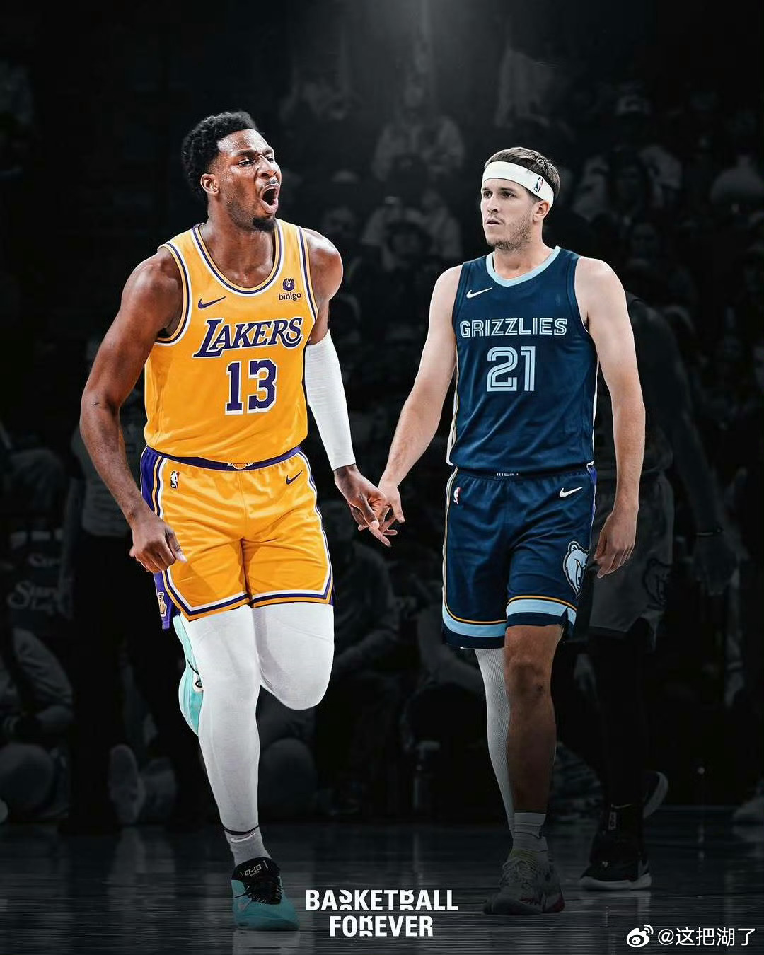 据ESPN报道，在湖人对阵老鹰的比赛半场休息时，里夫斯经纪人之一、AMR经纪公司