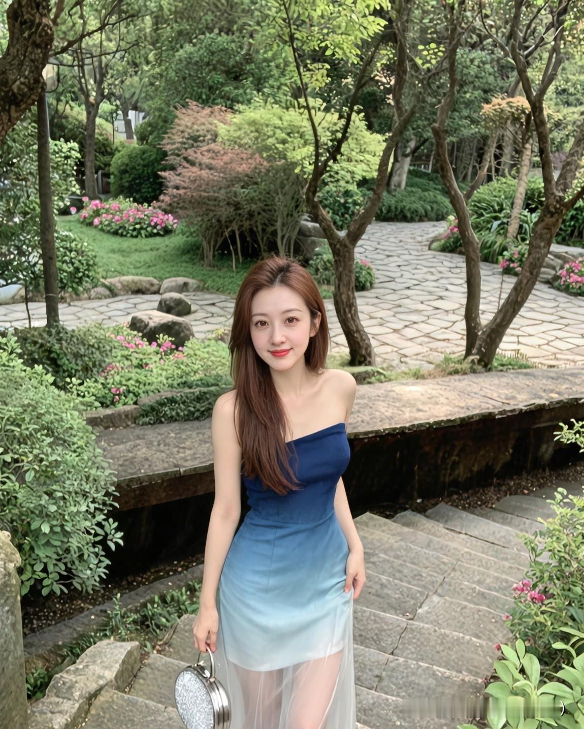 时光，就像一把大筛子。
筛去浮躁，留下真心。
 年轻时以为朋友越多越好，
热热闹