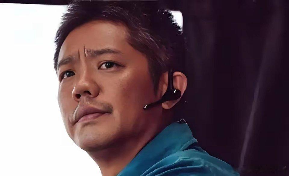曾毅，回不来了！至今不敢相信曾毅就这么轻易被封鲨了！他仅仅是只是带了一只朋友送的