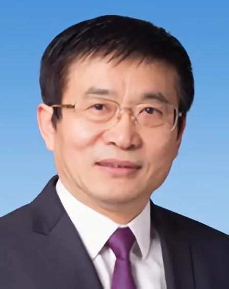 国家中医药管理局原局长于文明惨了，已被提起公诉，原因很简单，他被查出“非法收受他