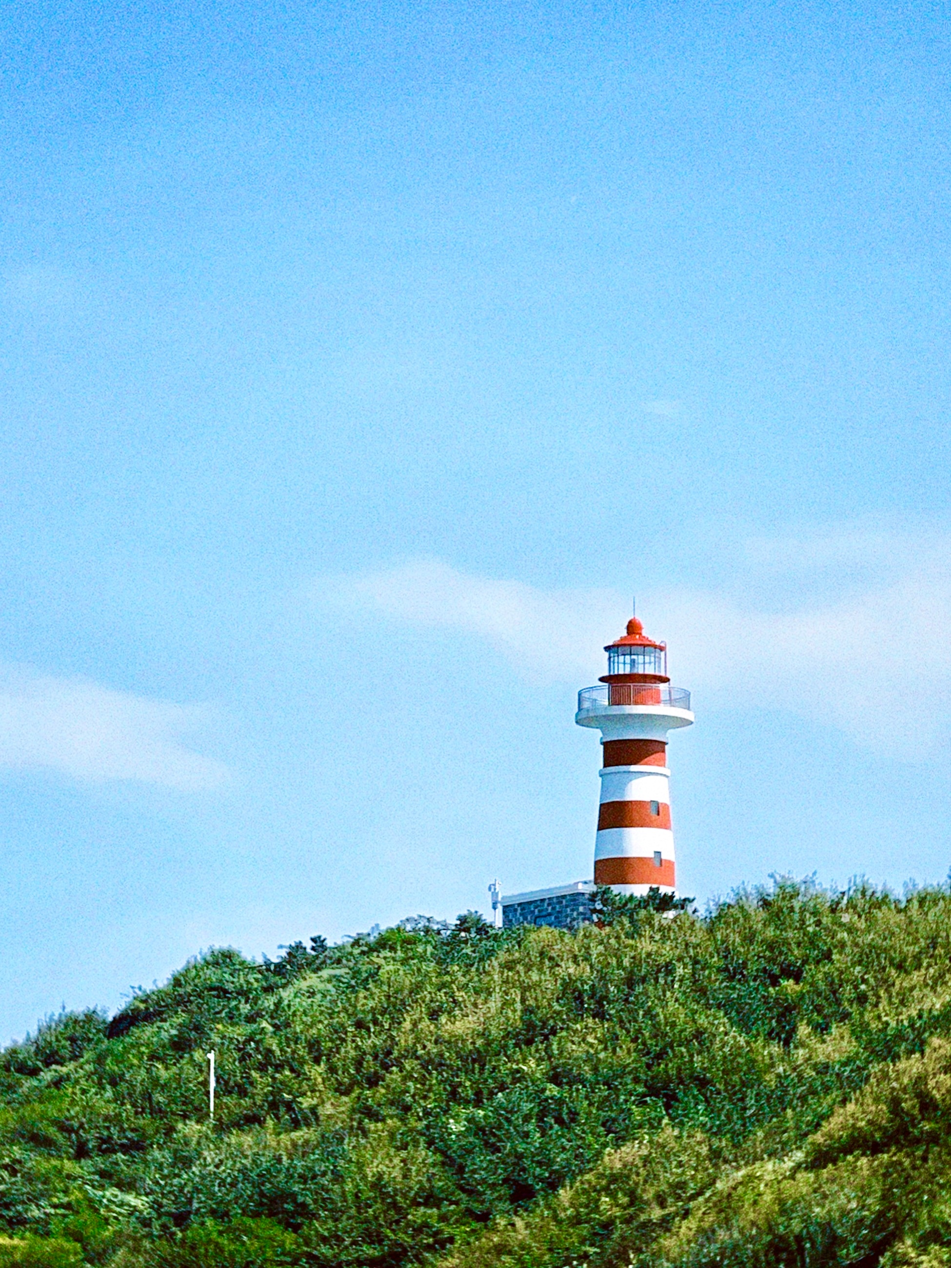 情绪溯源能够帮助大脑建立“诱因－反应”模式，避免因为同样的刺激反复情绪崩溃；适当