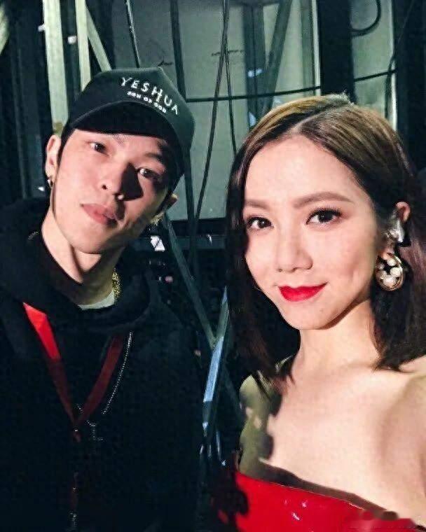 曝邓紫棋秘婚！8年男友身份曝光