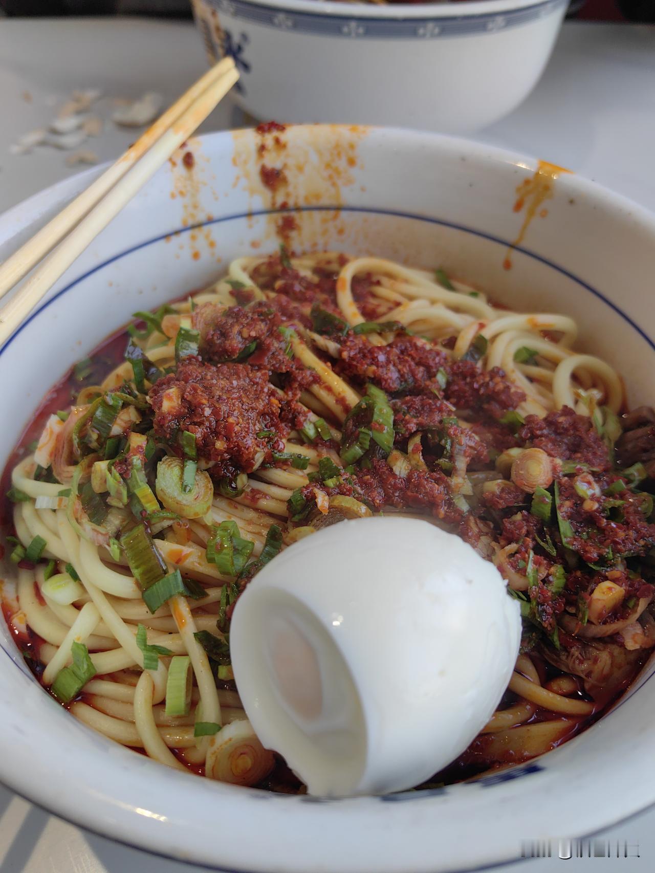 冬日生活打卡季兰州牛肉面干拌，另一种风味！