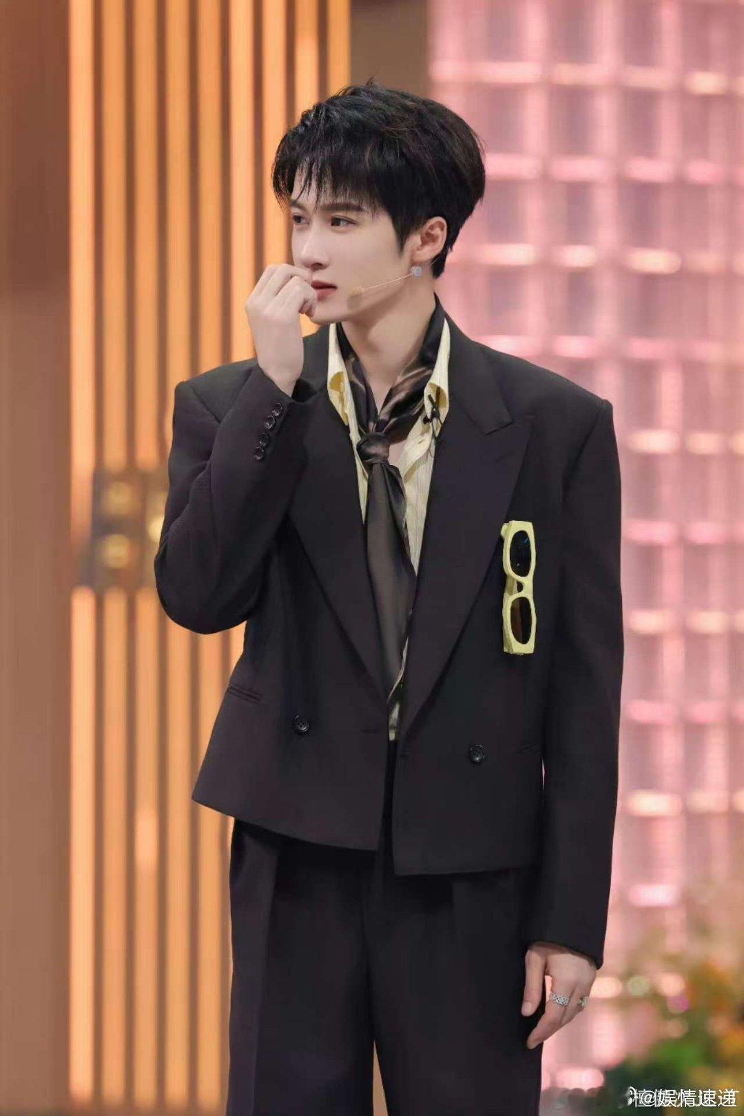 檀健次后援会告黑檀健次后援会维权告黑也行 ​​​