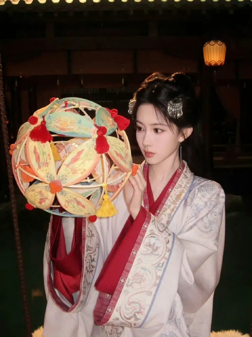 将门独后妆造有好看的啊，这也挺有少女感的 