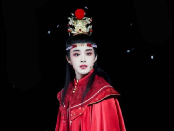 林黛玉的前身为啥叫“绛珠草”？

以花明志，是我们的传统。从古至今的名花佳卉极多