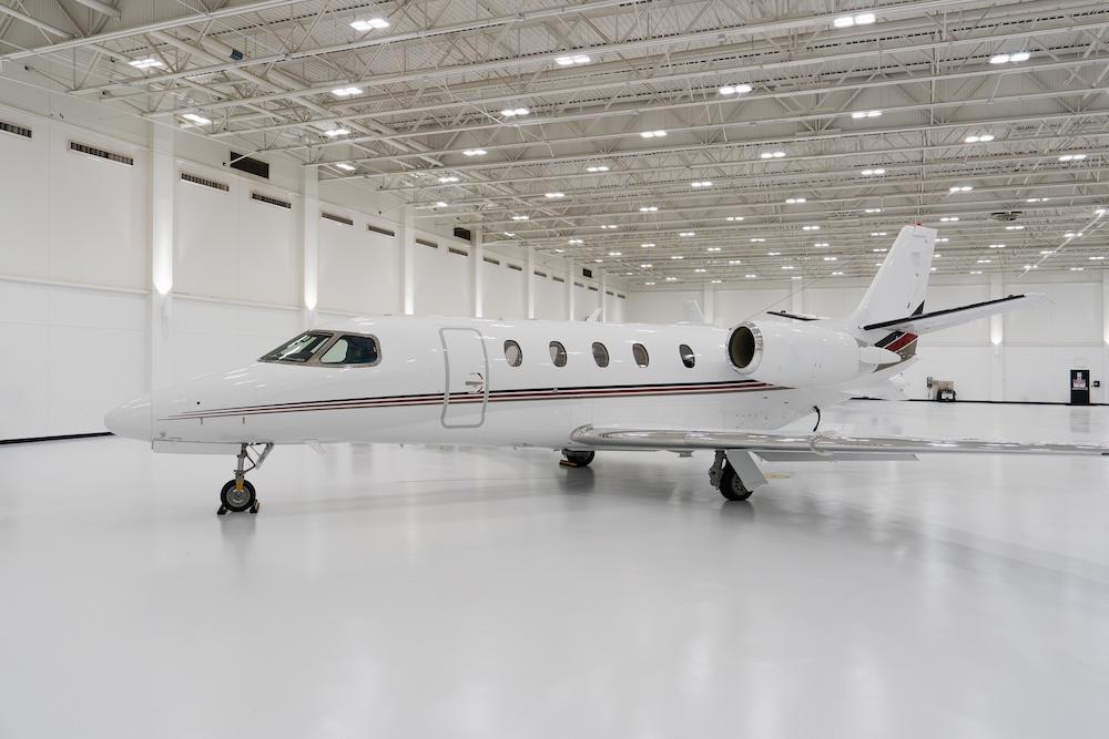 近日，赛斯纳向美国公务机包机运营商NetJets交付了首批三架Citation 