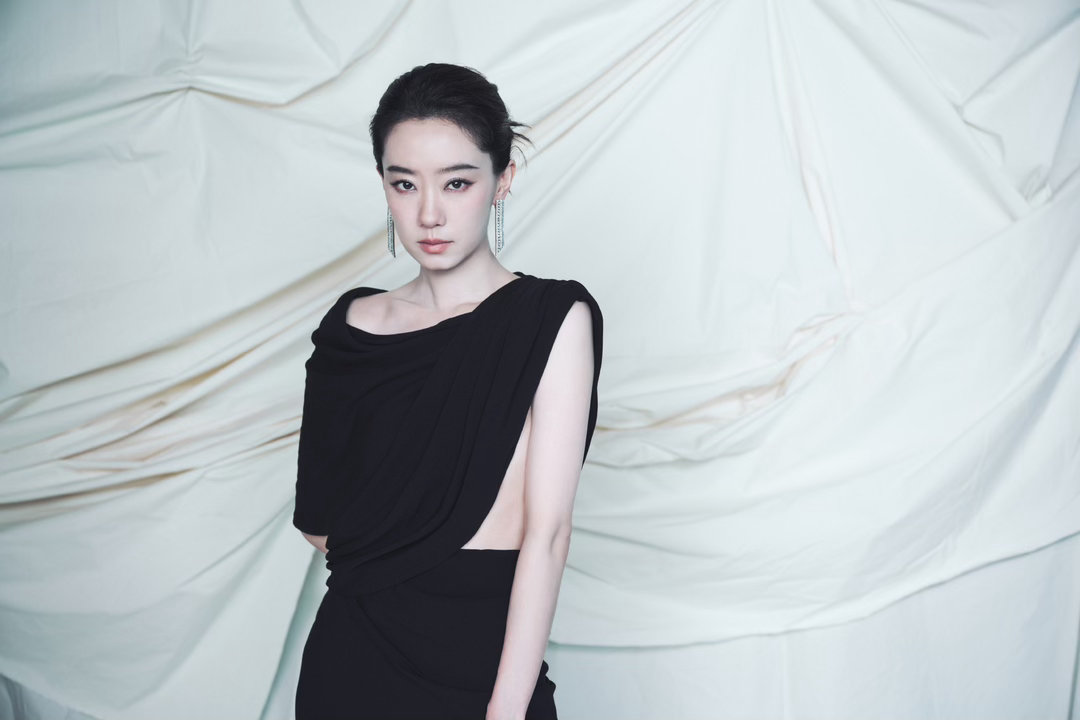 张小斐开盘领衔主演 剧集没有刻意制造戏剧冲突，而是用平实的叙事讲述职场追梦故事，