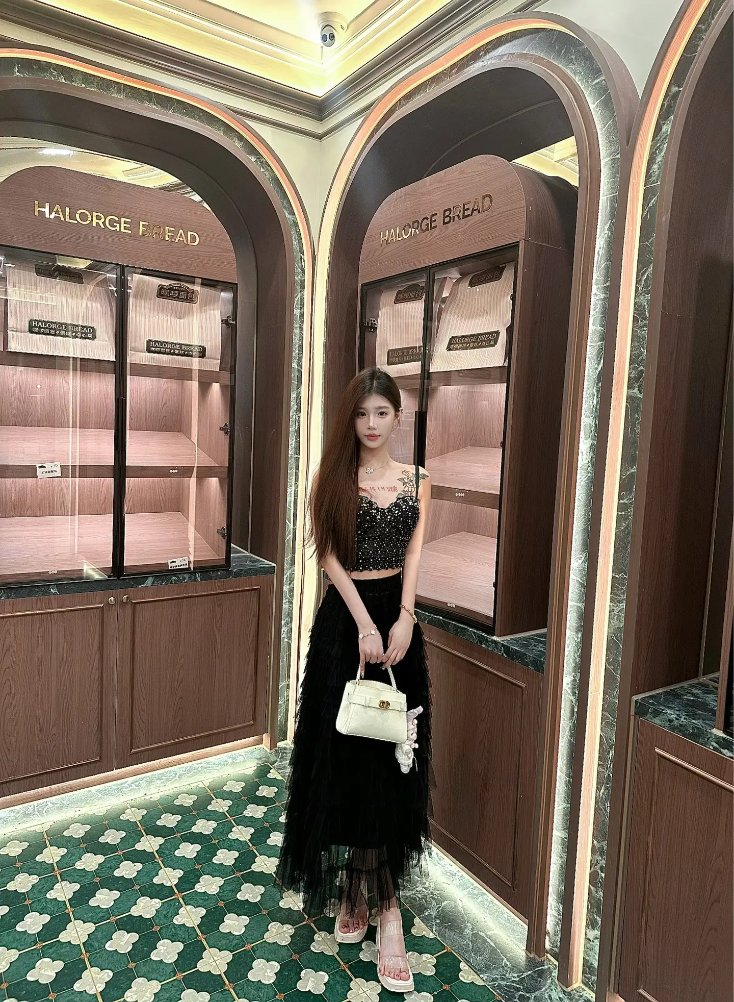 漂亮的眼睛应该流幸福的泪