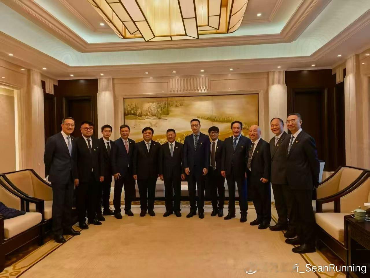 默茨此次杭州行，是中德在新质生产力领域深化合作的强烈信号。德国代表团与正泰集团、