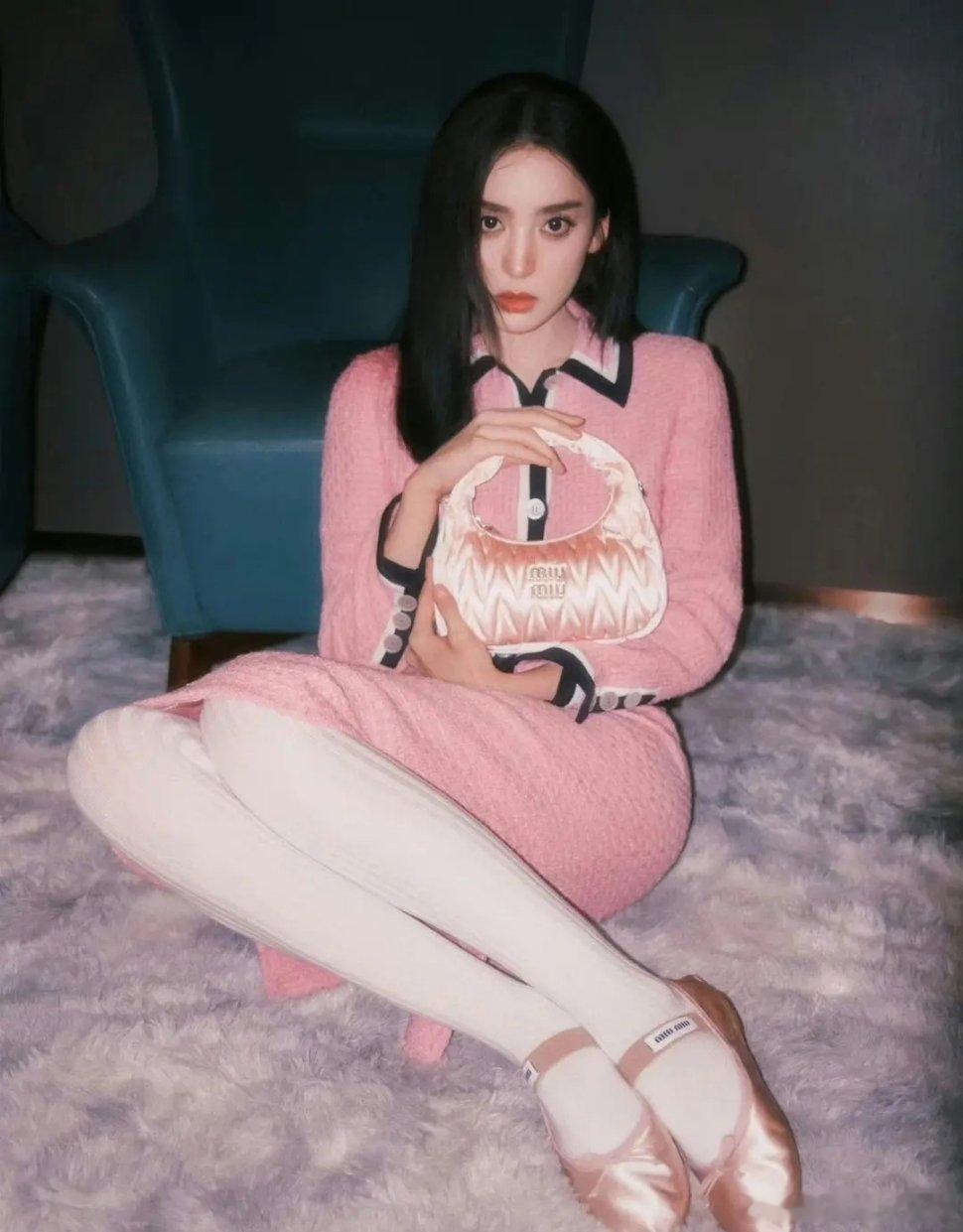 古力娜扎才是Miu Miu真艳压，别人一比气质都跟不上 ​​​