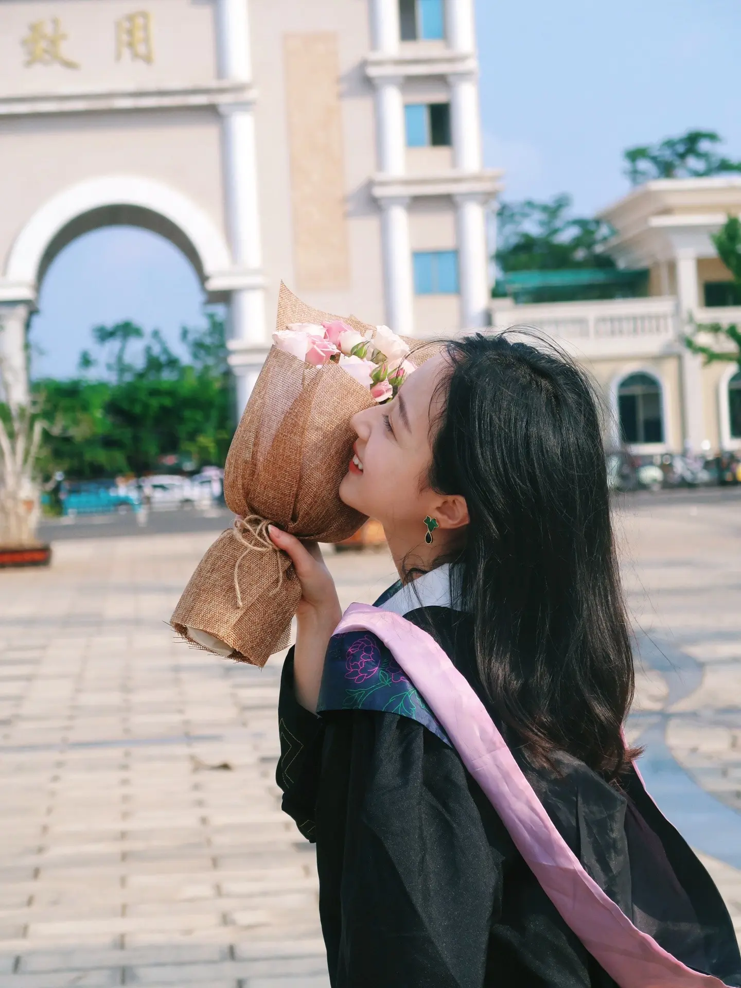 没那么多的来日方长，欲买桂花同载酒，终不似，少年游。