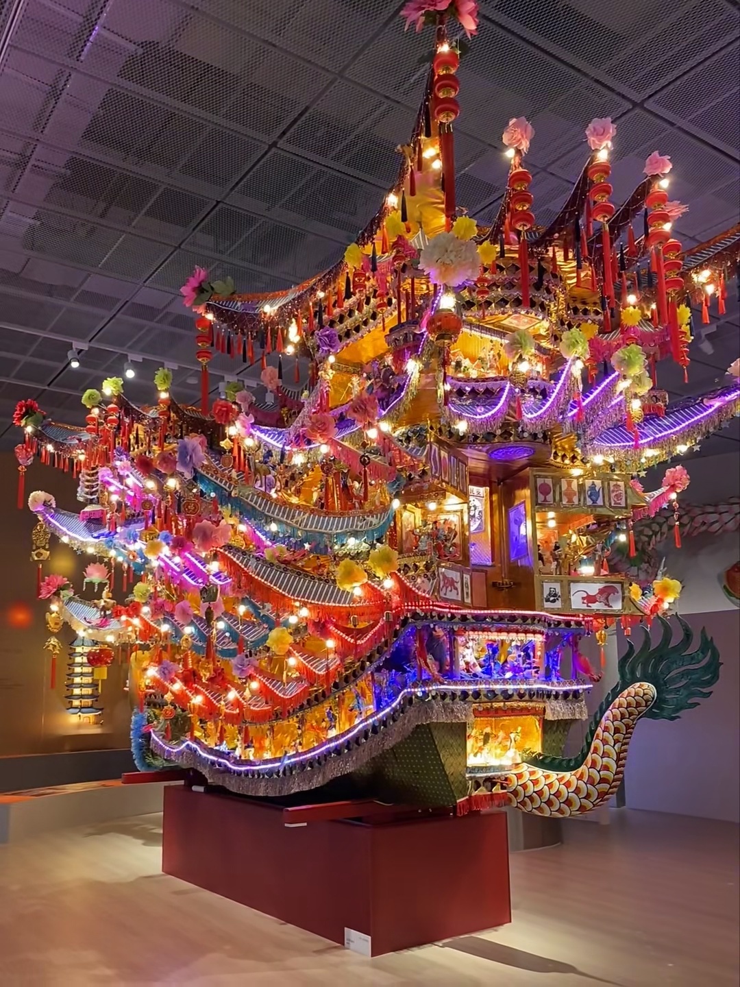 微博文化之夜中华文化小赏 一眼千年，龙首衔光——我在浙江非遗馆邂逅乐清首饰龙在浙