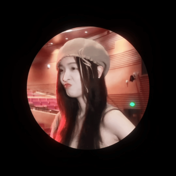 仪锤定音是香姑/吴宣仪 她的海 是可爱的噘嘴小猪猪​​​