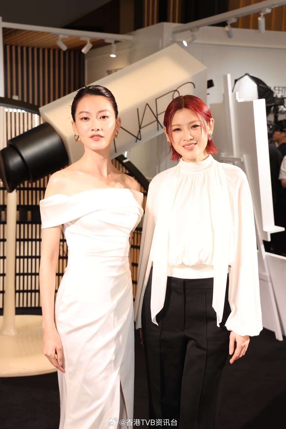 星岛：廖子妤预告拿影后就结婚庆祝  陈蕾筹备金像奖战衣超头疼廖子妤、陈蕾（30日