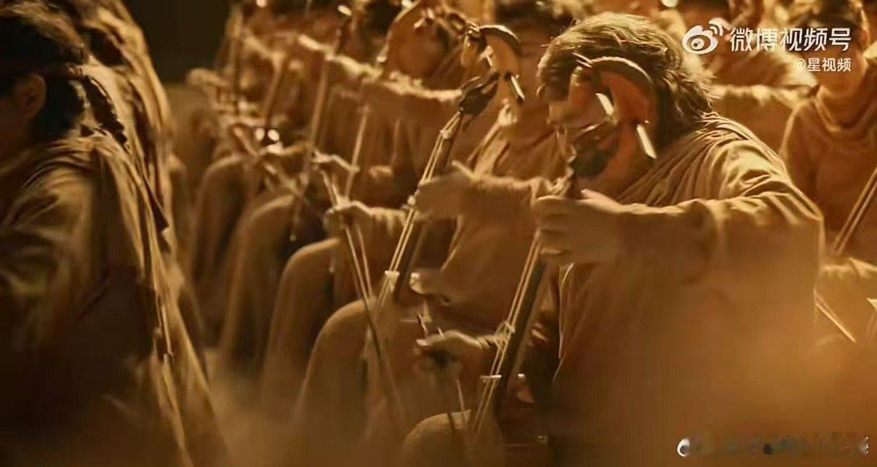 杨丽萍和千问的马舞封神杨丽萍×千问，用一支封神马舞，诠释什么是真正的东方艺术巅峰