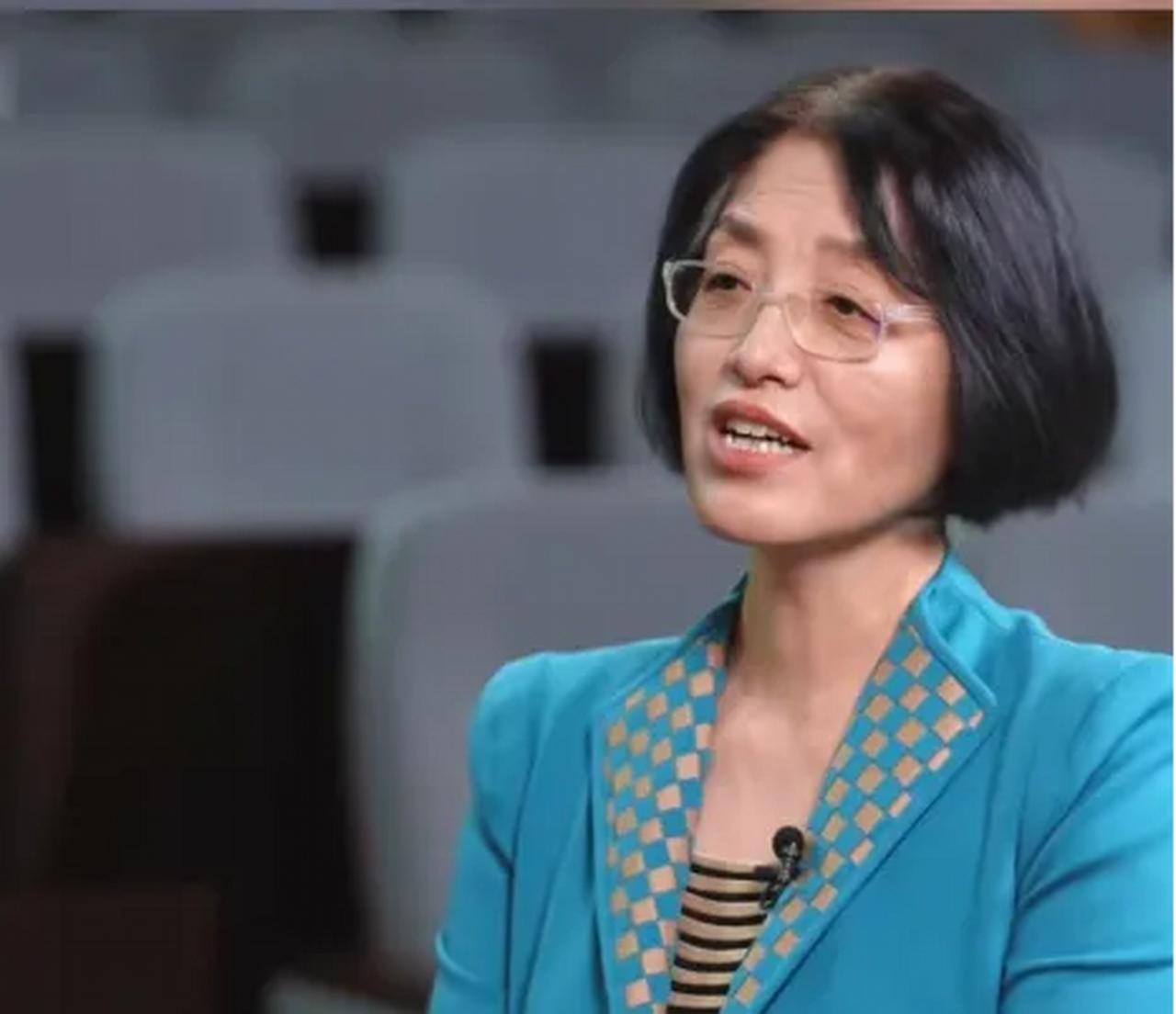 北大教授李玲曾说：“我死了不要骨灰，不要墓地，也不要通知亲朋好友，就悄悄地拉到火