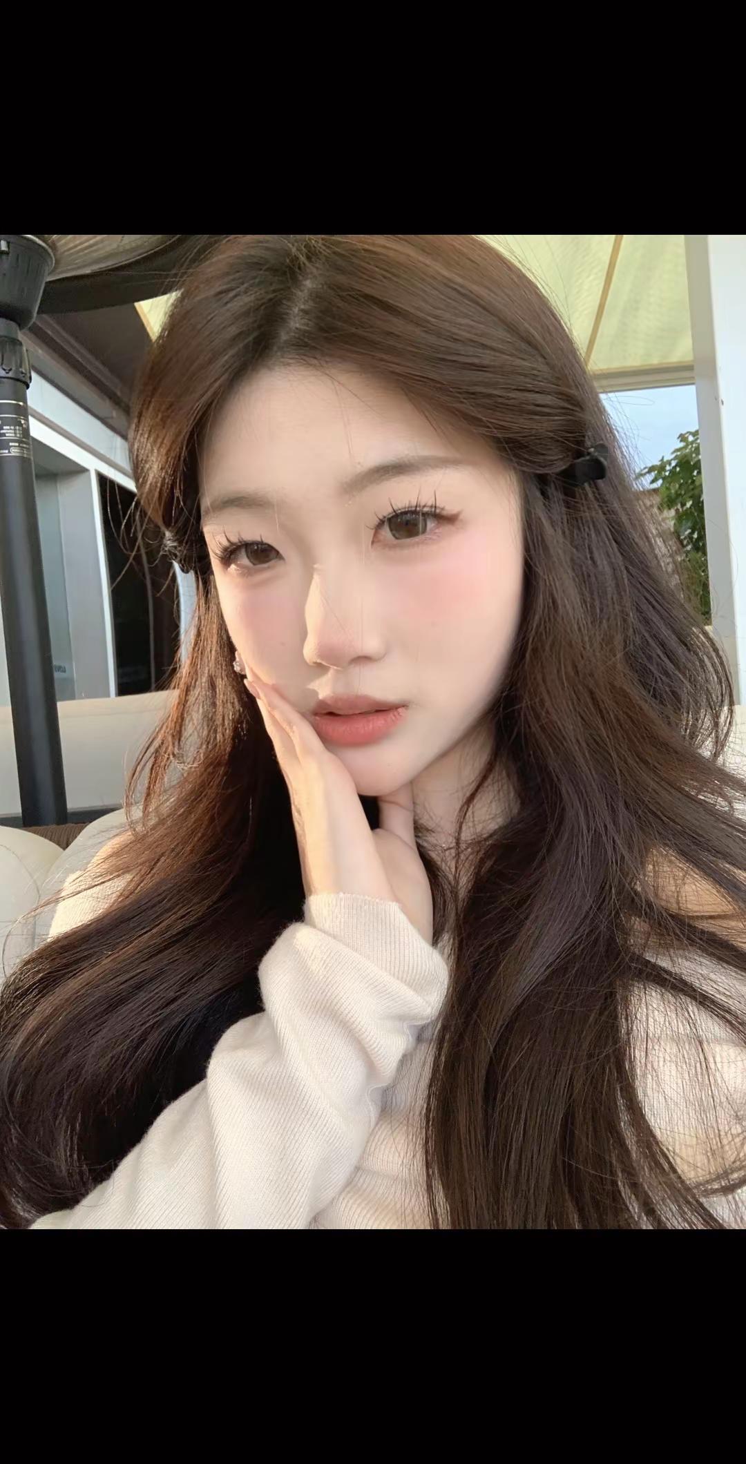 盯着我看的时候是感觉我好看还是好骗